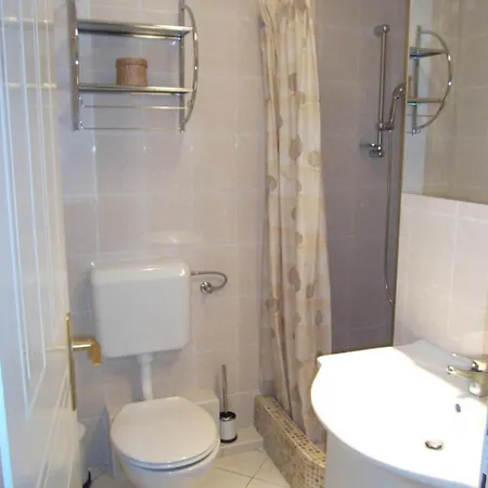 Rozsa Apartman Хевиз